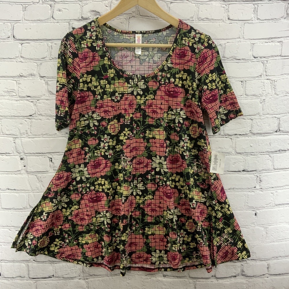 Lularoe Perfect T Shirt Womens Sz XS Floral Print NWT